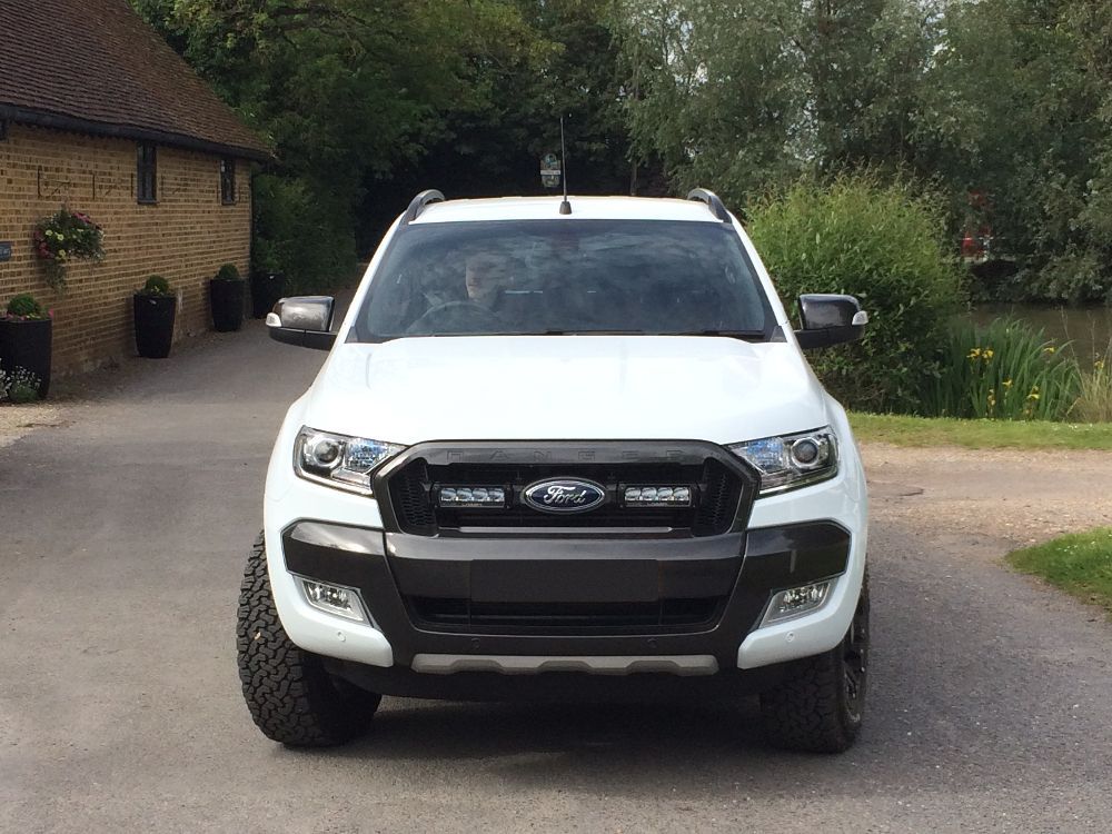 Ford Ranger (2016-2018) Grille Kit