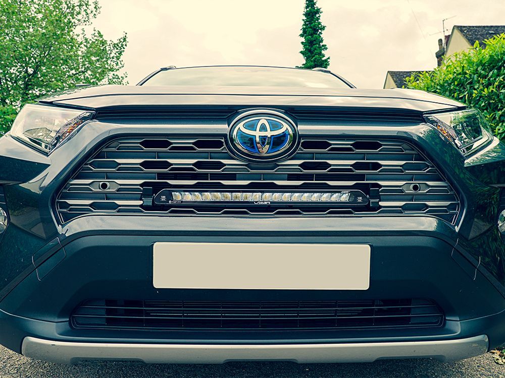 Toyota RAV4 Hybrid (2019+) Grille Kit