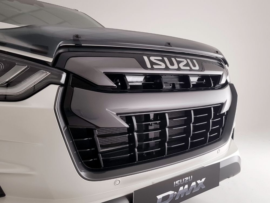 Isuzu D-Max (2021-2022) Grille Kit